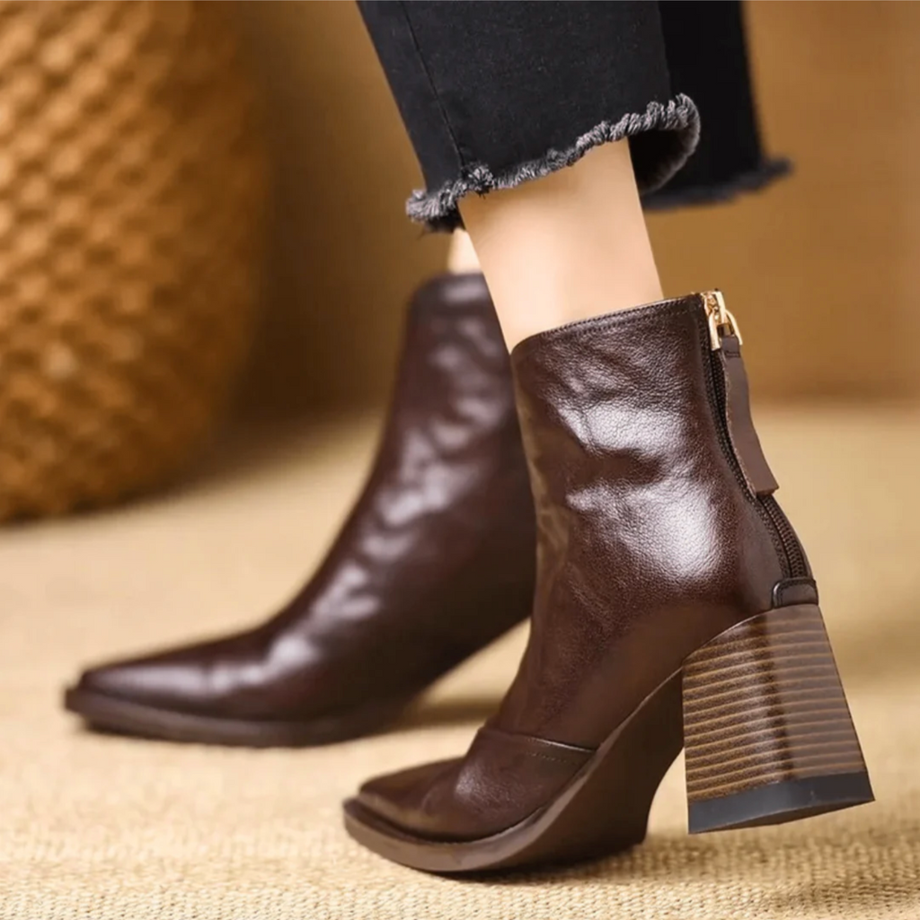 Lyla | Elegant Slip-On Boots